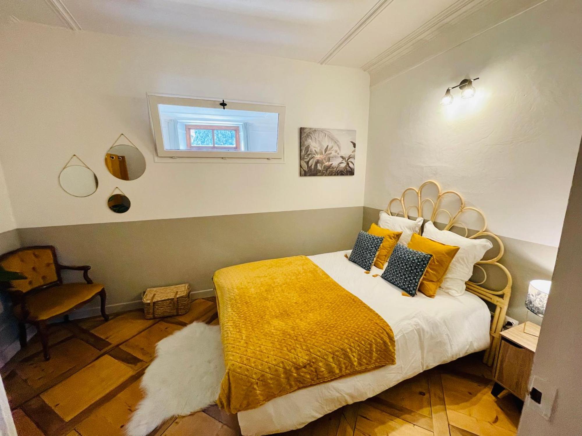 Maison Gabriel - Au Coeur De La Cite Medievale - T3 75m2 Apartment *